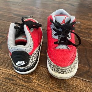 Toddler boys size 9 Nike Air Jordans